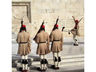 Changing of the guards in Athens image