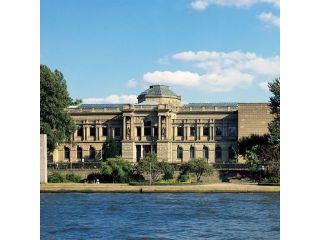 Museumsufer (Museum Embankment) image