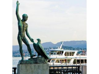 Bürkliplatz - boat dock, market and venue spot image