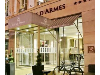 Le Place d'Armes Hotel image