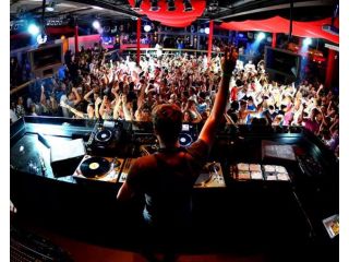 Button factory - music club image