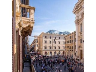 Via del Corso - shopping avenue image