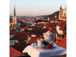 Terasa U Zlaté studně (Terrace At the Golden Well) image