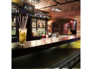 Alibi coctail and music bar image
