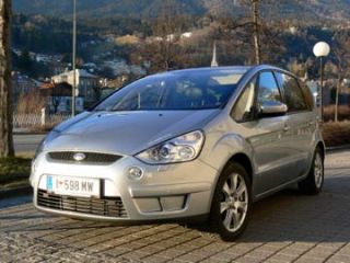 Four Seasons Travel image