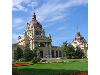 Széchenyi Gyógyfürdő Thermal Spa image
