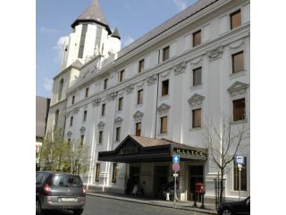 Hilton Budapest - Castle district image